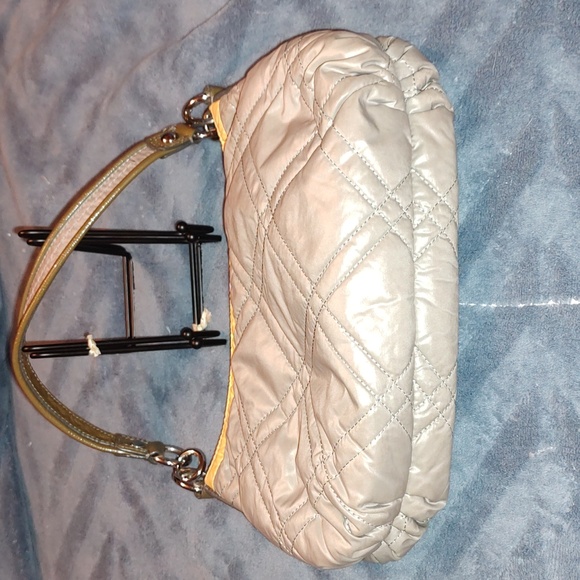 Coach Poppy Ski Bunny 15871 Quilted Nylon & Patent Leather shoulderbag. GUC. - Picture 3 of 16